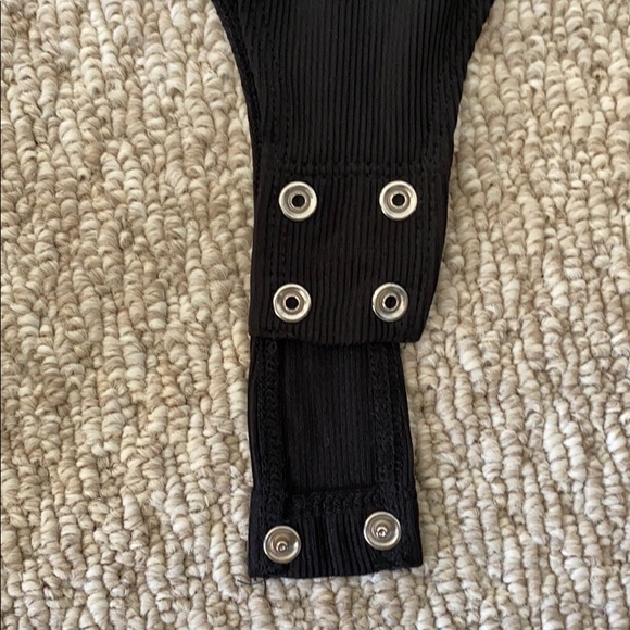 Short sleeved ribbed bodysuit from Dynamite - Picture 3 of 6